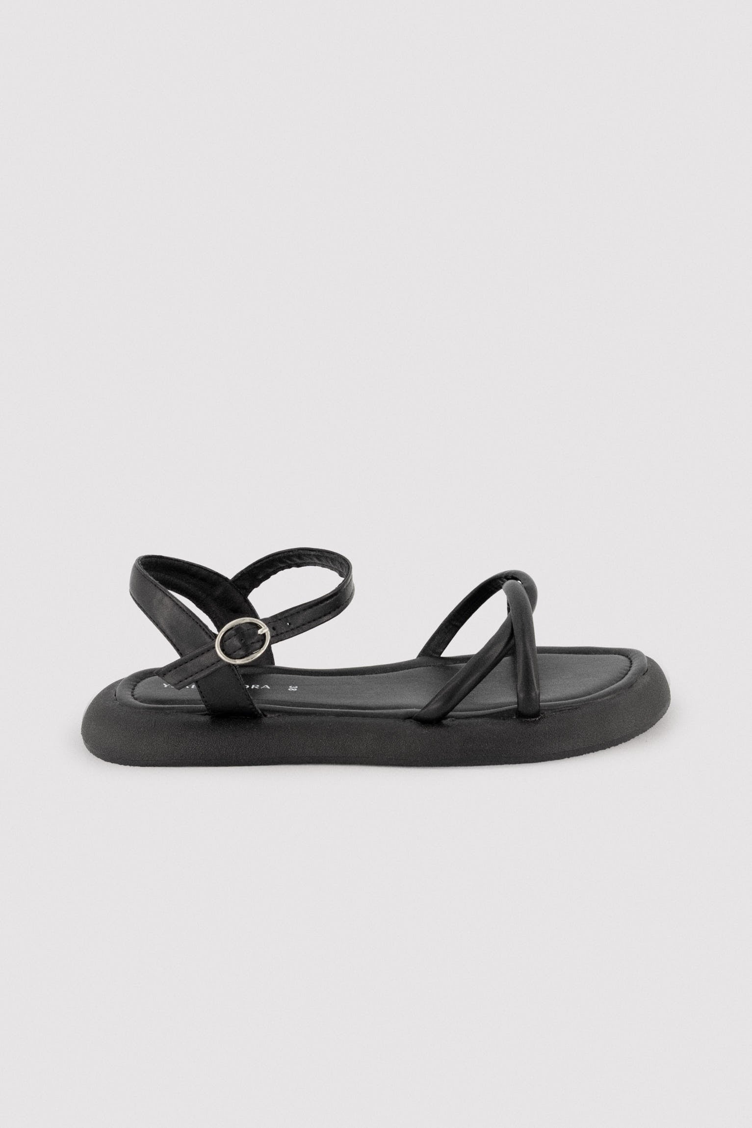 86291-negro-sandalias-casual-negras-ysabel-mora