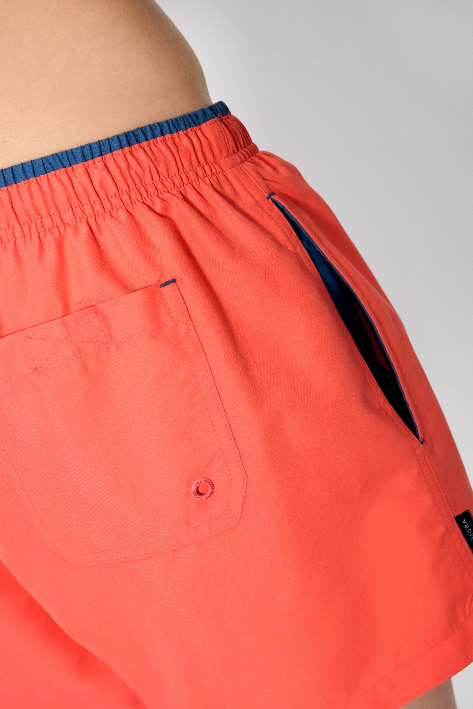 maillots de bain basiques corail