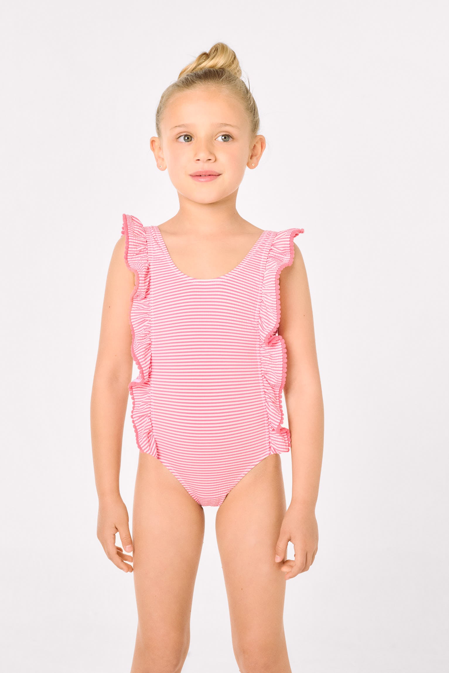 Maillot de bain pour filles à rayures volantées