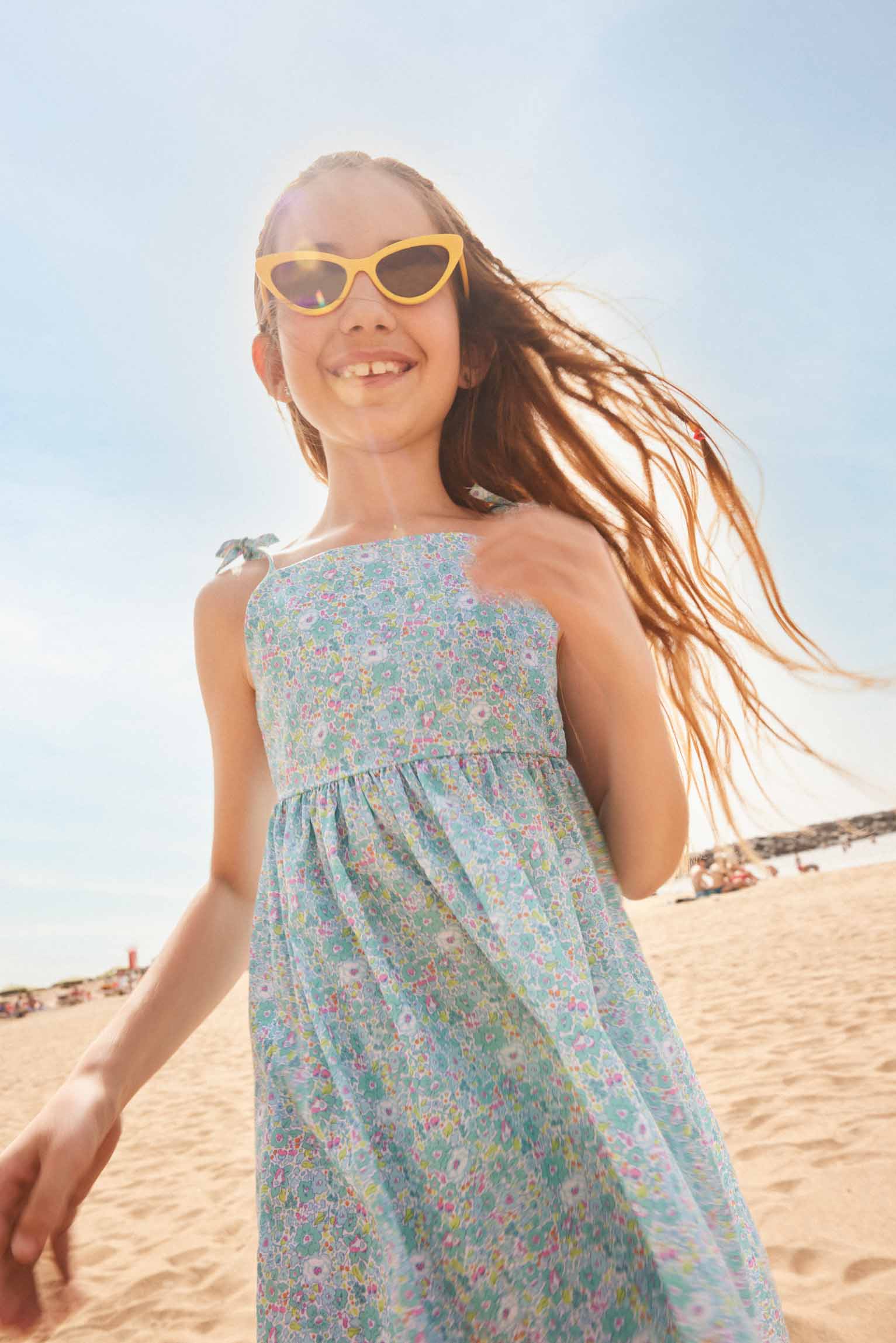 Robe de plage fille bretelles nouées et imprimé fleurs