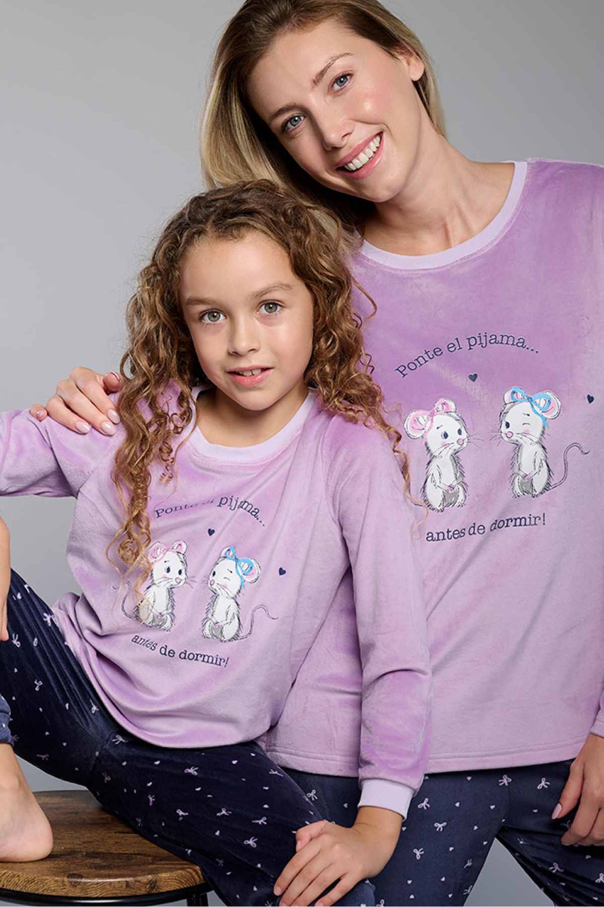 Pyjama long fille velours imprimé petites souris