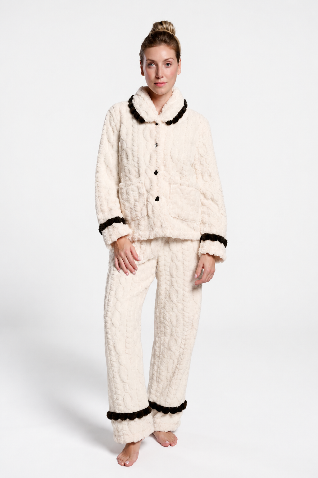 Pyjama long femme polaire sherpa blanc détails noirs