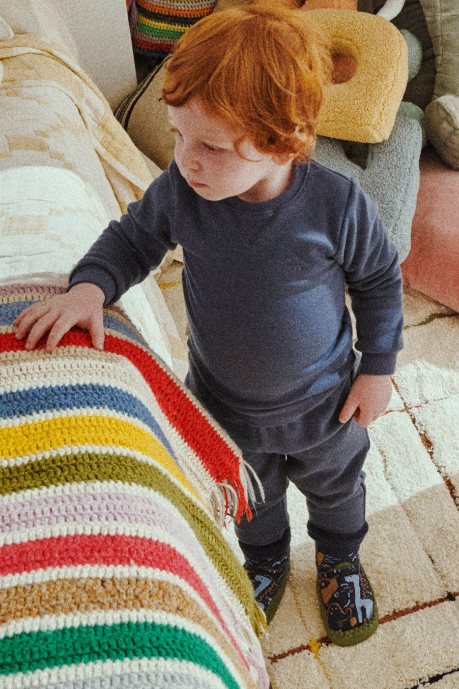 Chaussons-chaussettes thermiques pour bébé avec semelle antidérapante Dino