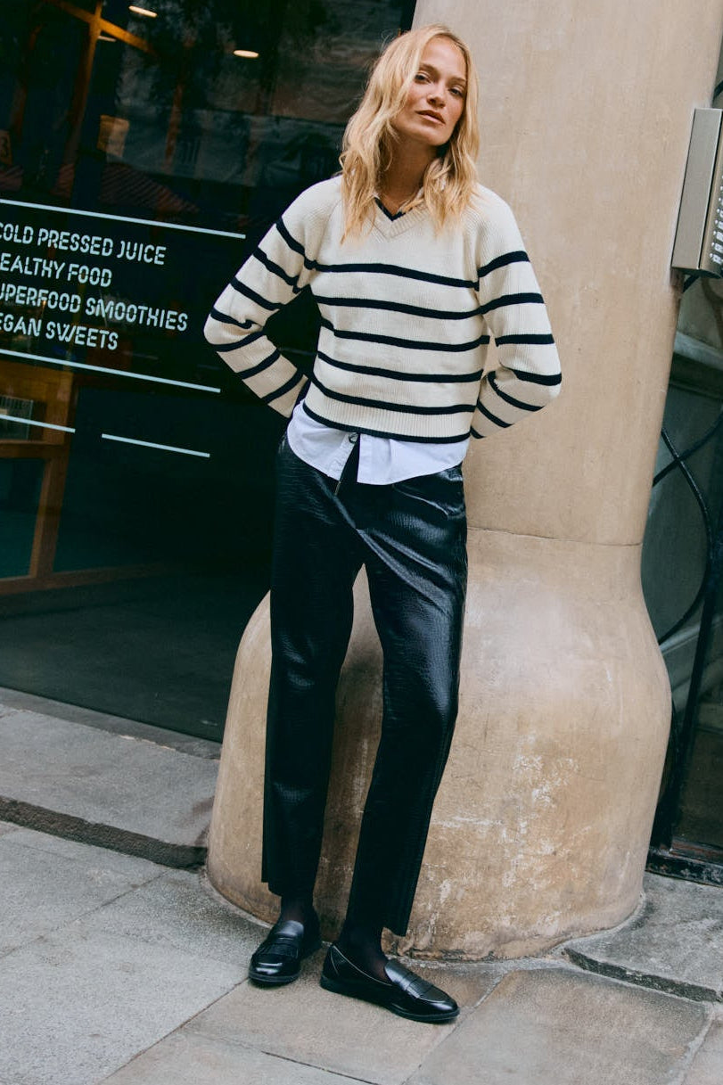 Pantalon taille haute effet cuir noir
