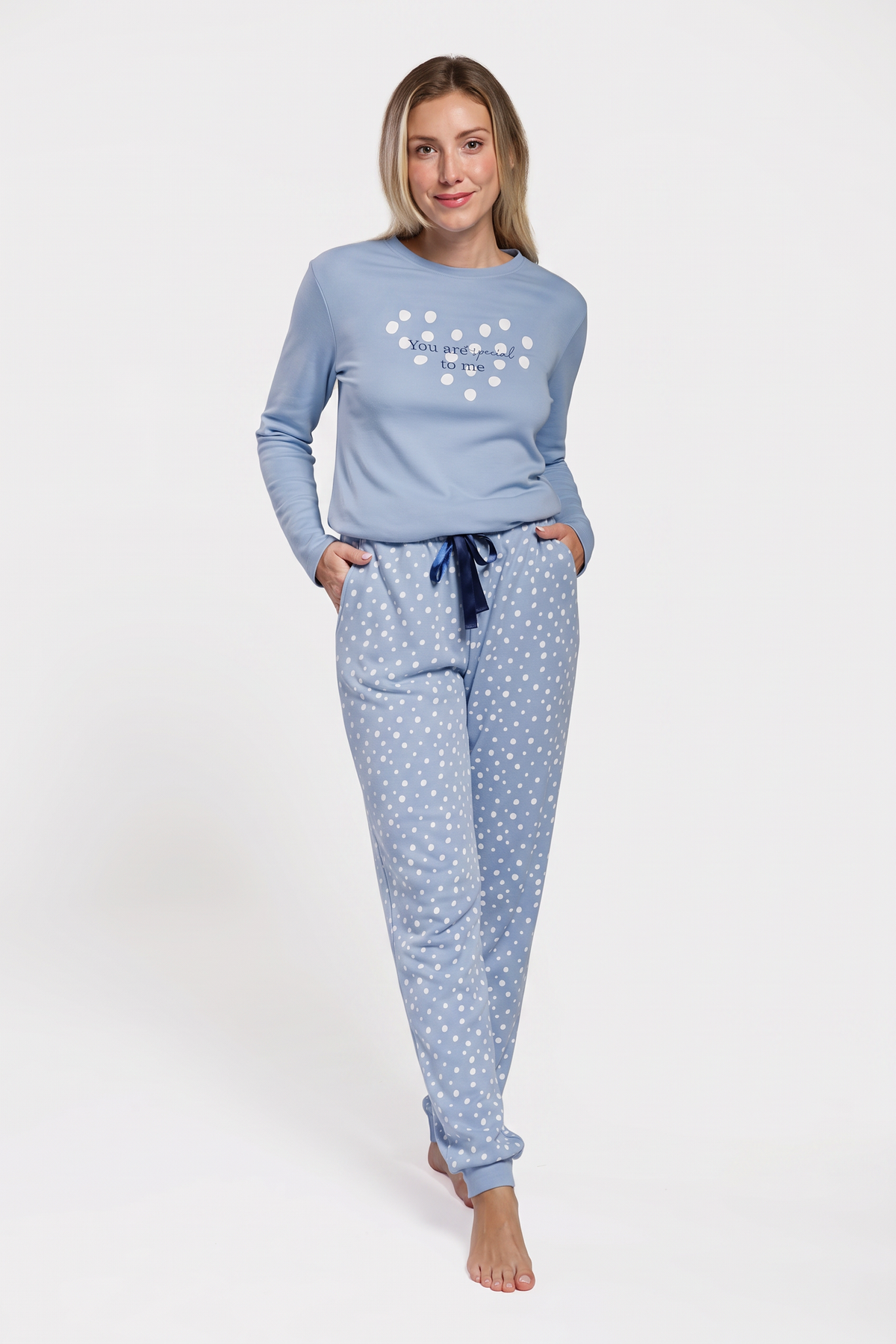 Pyjama long femme molletonné bleu imprimé pois