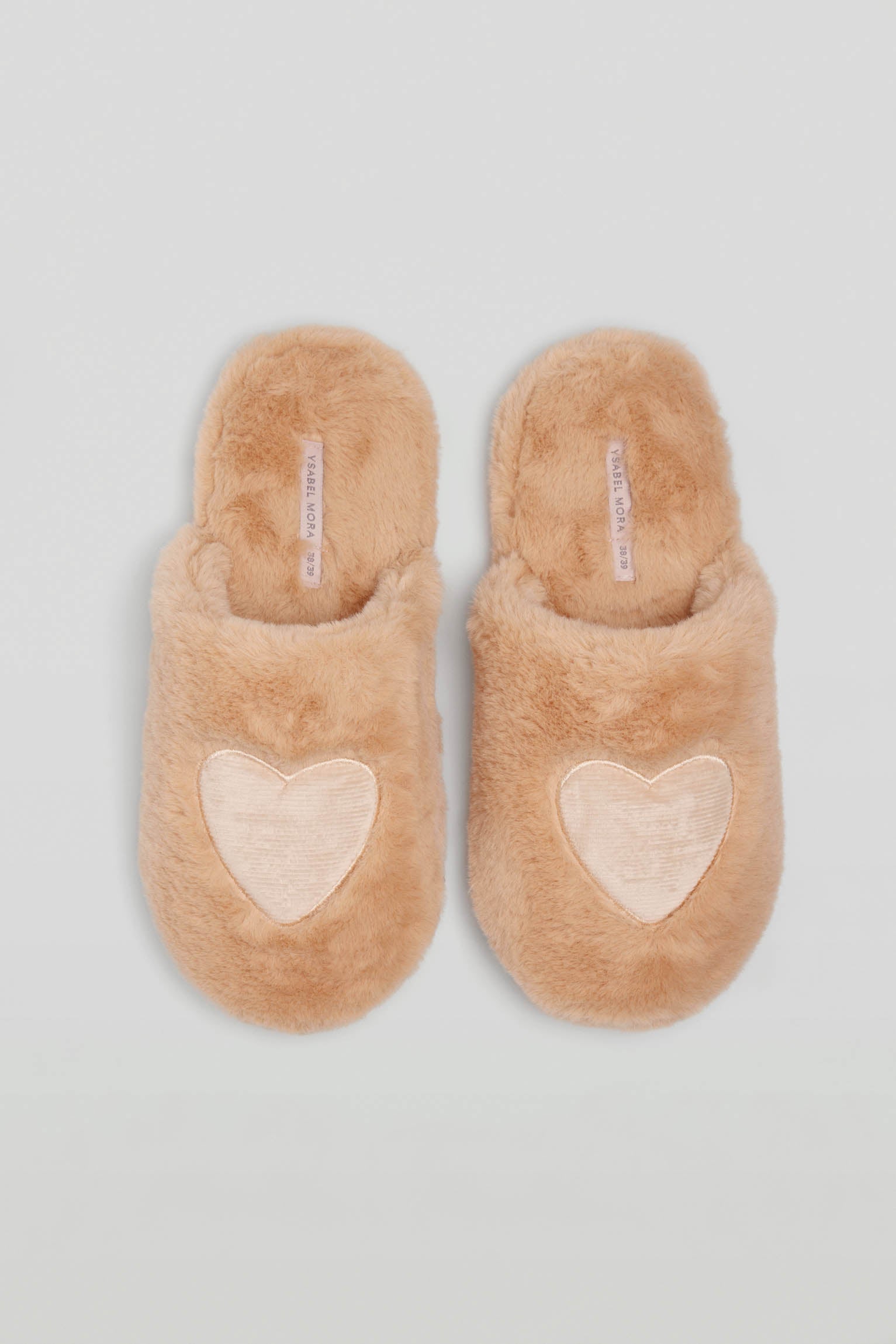 Chaussons en forme de cœur