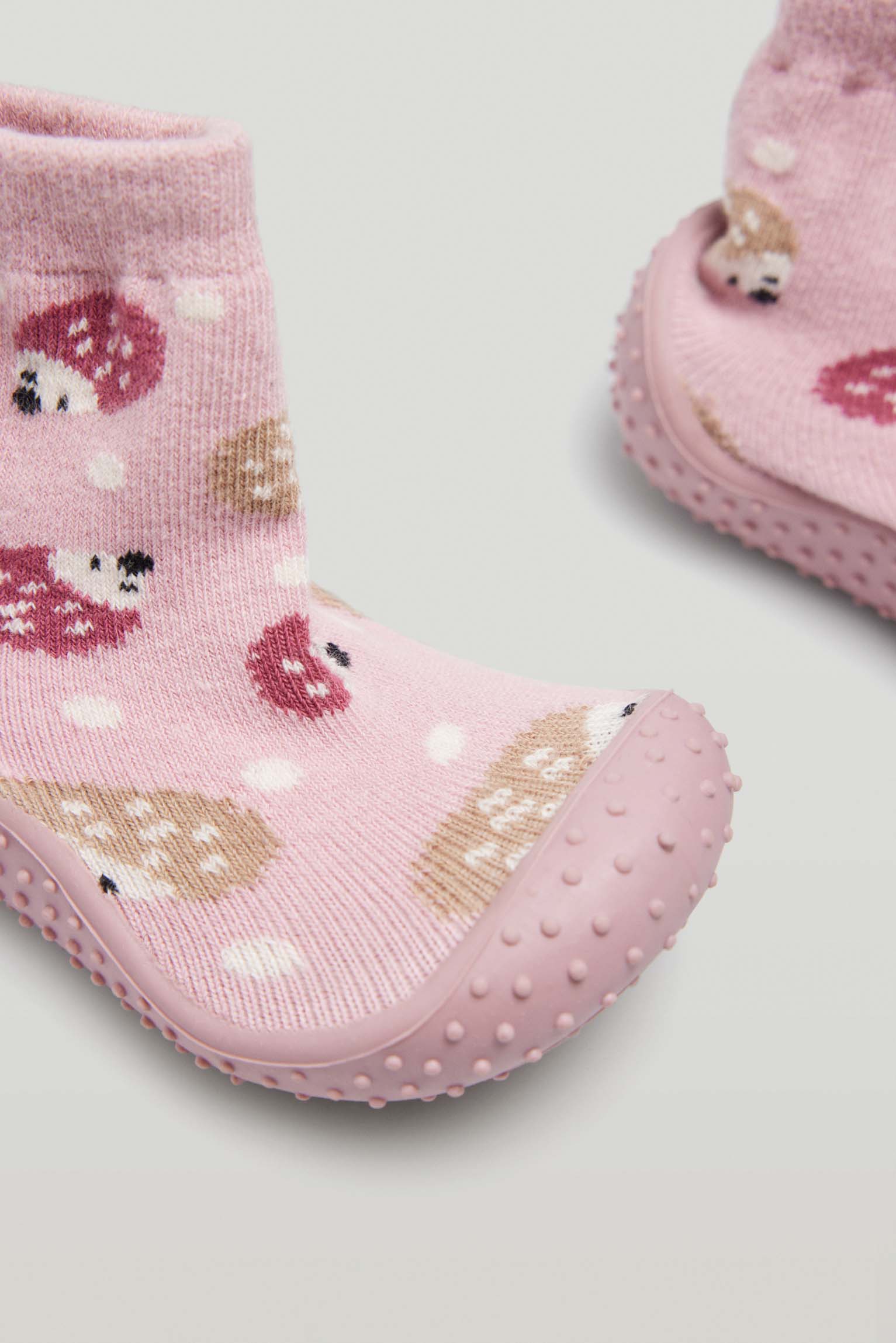 Chaussons pour les premiers pas de bébé