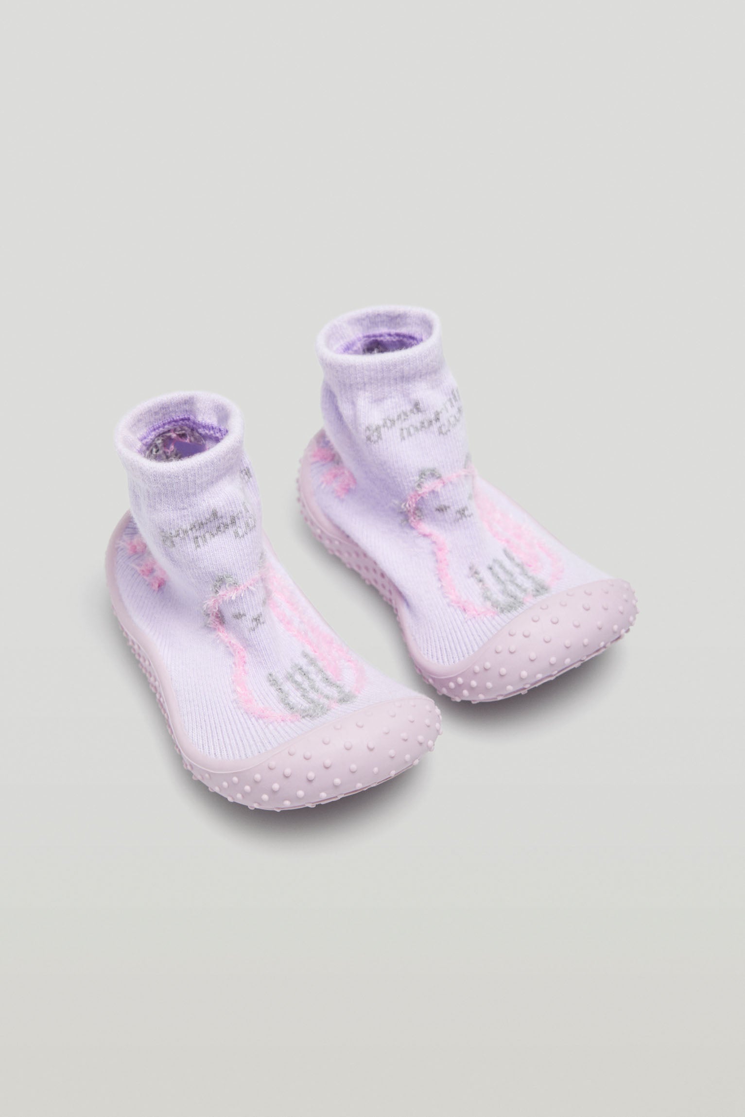 Chaussons pour les premiers pas de bébé