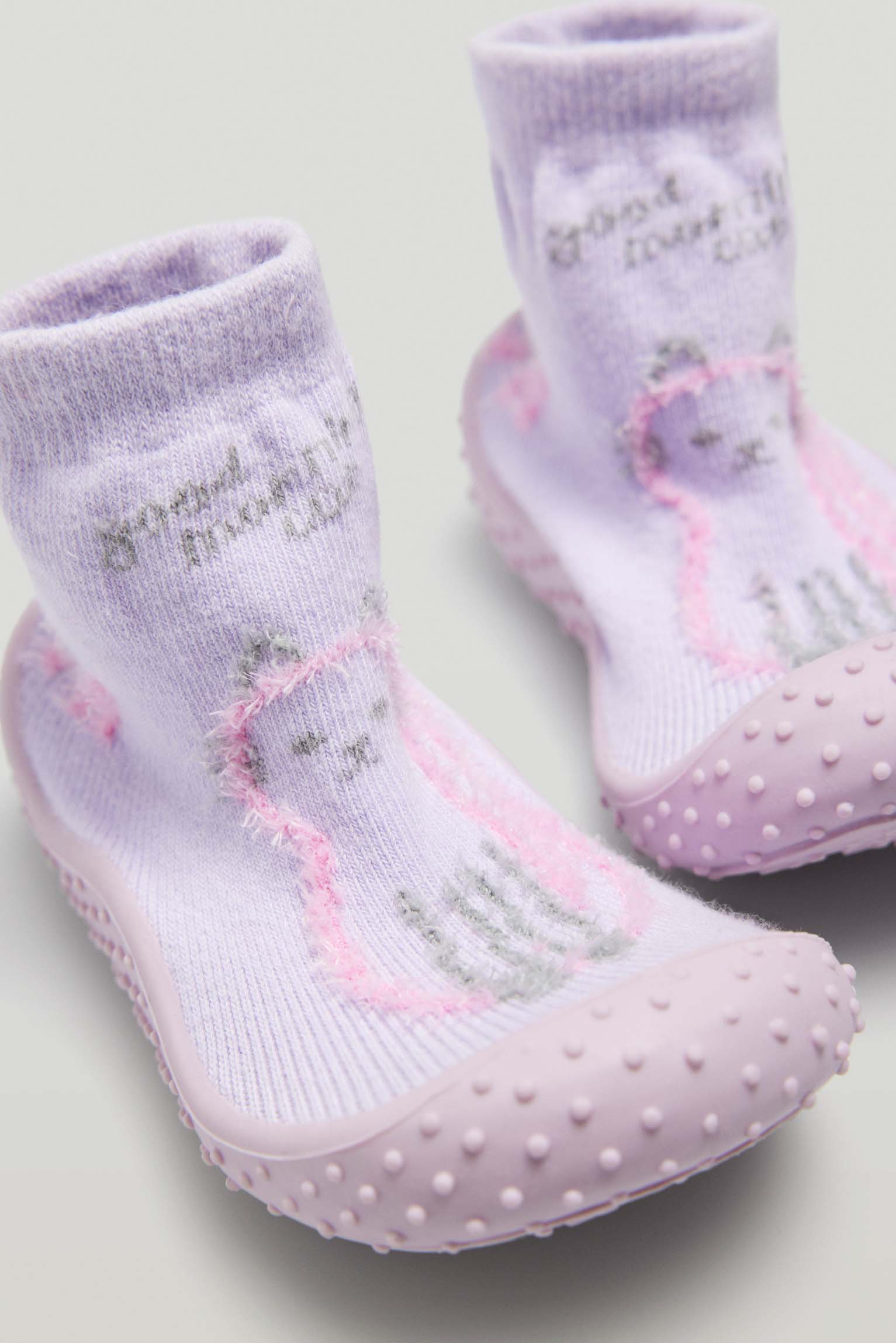 Chaussons pour les premiers pas de bébé